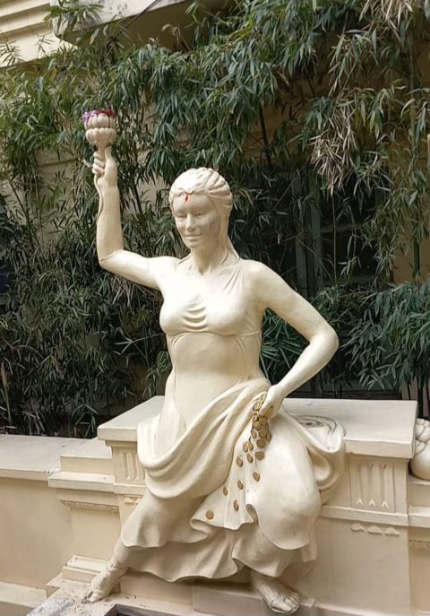 f012b3ad-c6cf-4840-8fb5-24e42b90f607